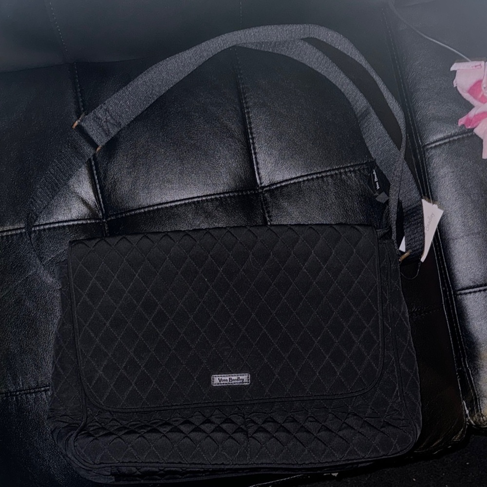 Black Vera Bradley essential messenger bag NWT